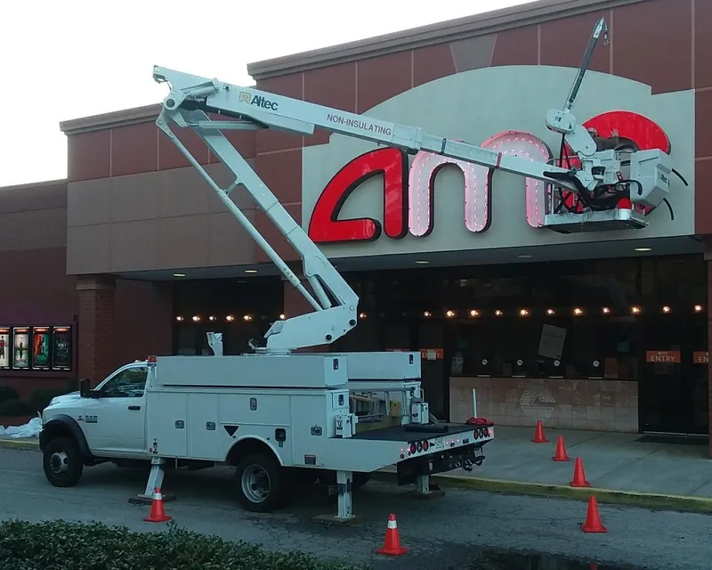 Sign Company Image 28