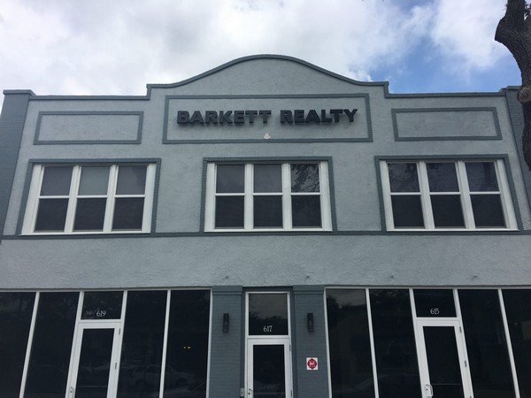 Sign Company Image 78