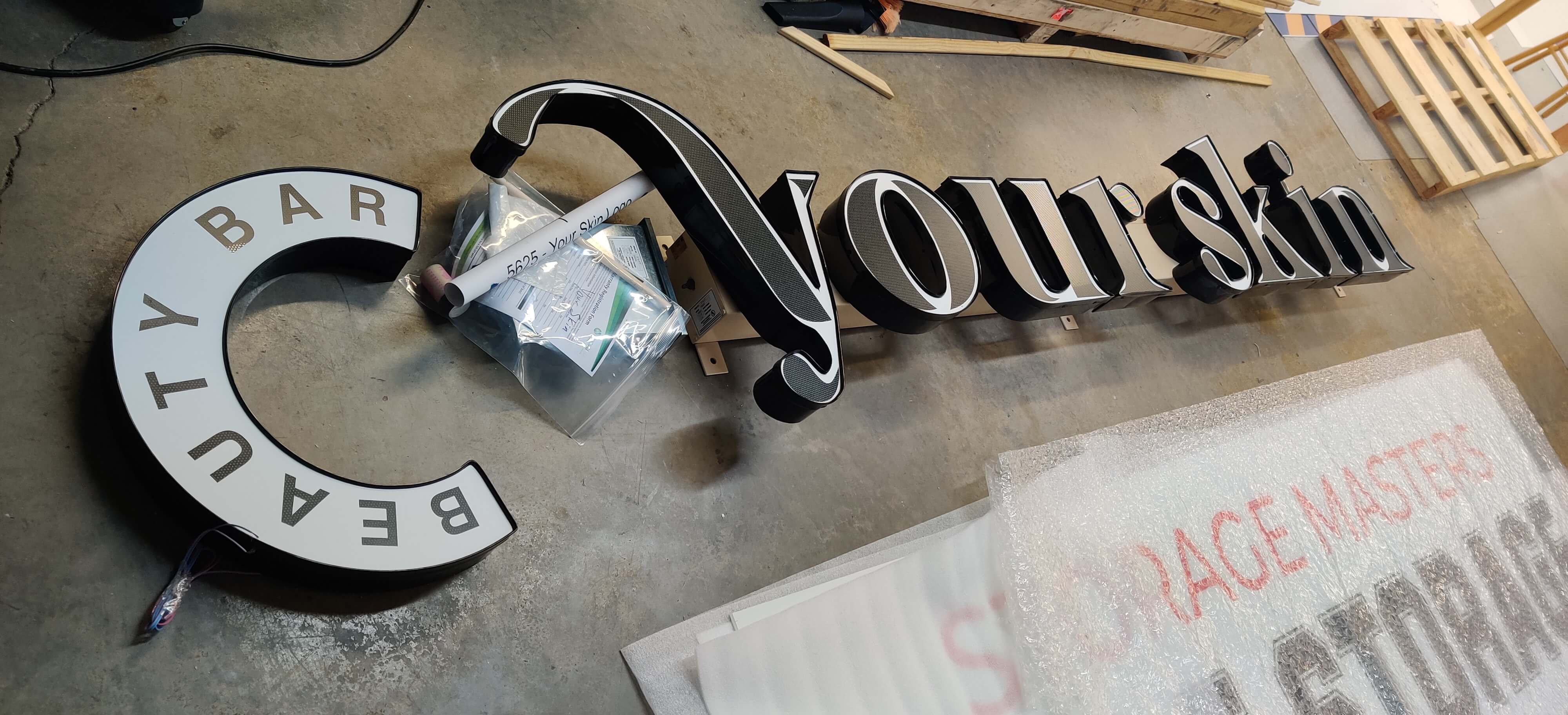 Sign Company Image 30